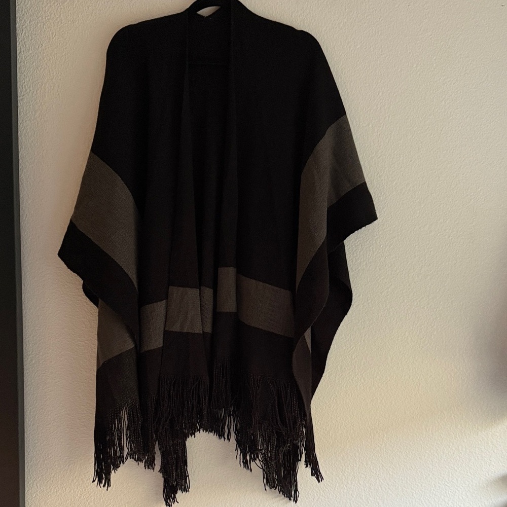 Elegant Black and Gray Fringed Shawl poncho